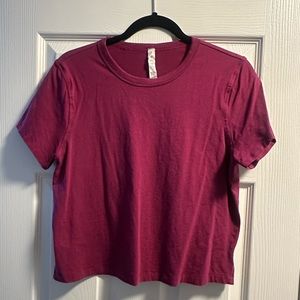 Lululemon cropped tee, size 8